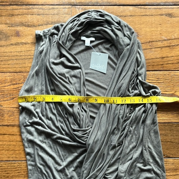 Anthropologie Bordeaux Elegant Olive Drape Top Size XS TP New With Tag - Picture 6 of 8